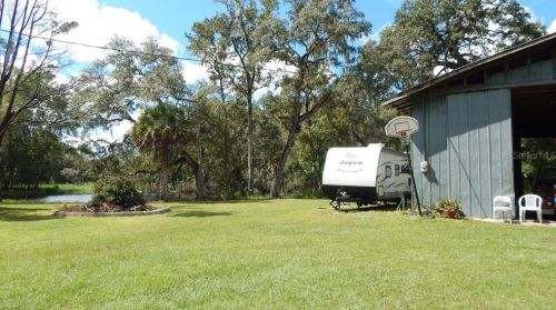 17639 Palamino Lk Dr, Dade City FL 33523-1949 exterior