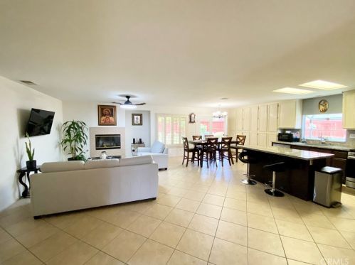 1443 Augusta St, Beaumont CA  92223-7189 exterior