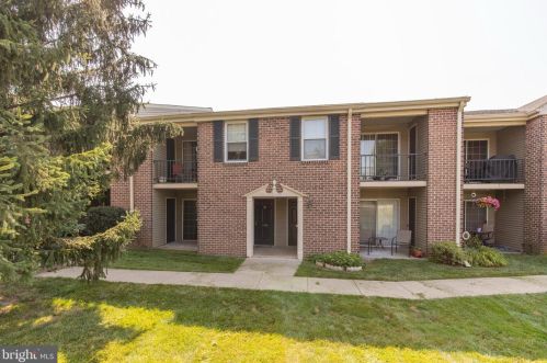 31 Hastings Dr, Blue Bell, PA 19422-2536