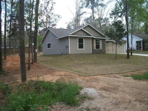 10430 Royal Andrews Dr, Conroe TX  77303-2600 exterior