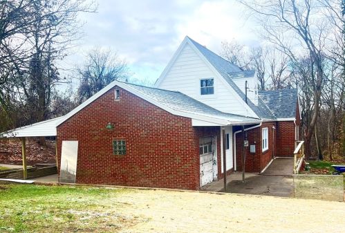 1113 Norwood St, Mckeesport PA  15133-3933 exterior