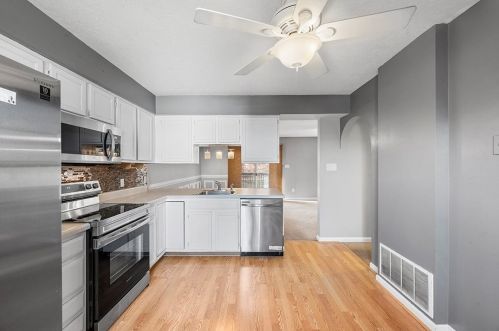 2502 Timberglen Dr, Imperial PA  15126-9282 exterior