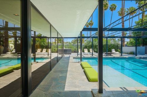 1207 Calle De Maria, Palm Springs CA  92264-8503 exterior