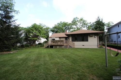 434 Harristown Rd, Ridgewood NJ  07452-2836 exterior