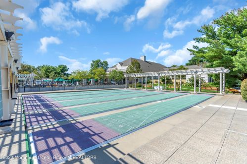 11 Dawnwinds Ct, Lakewood NJ  08701-7517 exterior