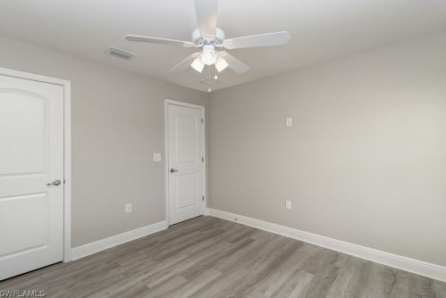 2008 27 Ter, Cape Coral FL  33904-3256 exterior