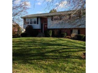 444 Larch Ln, Nazareth PA  18064-8547 exterior