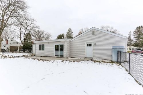 54 Woodbridge Rd, Glastonbury CT  06033-2925 exterior