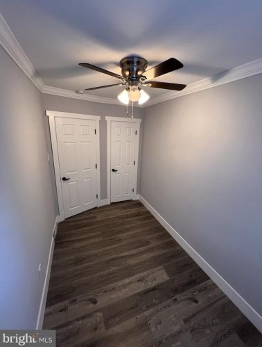 4950 19th St, Philadelphia PA  19112-0017 exterior