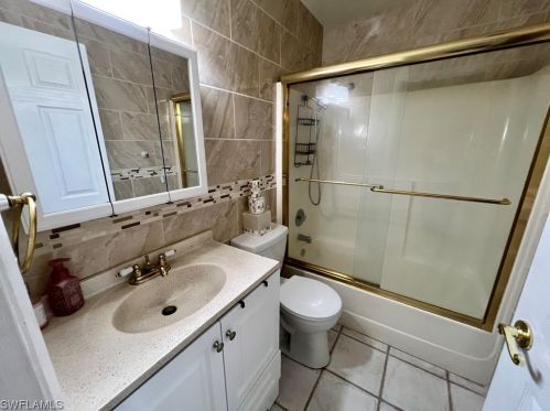 10 Desert Candle Cir, Lehigh Acres FL  33936-7302 exterior