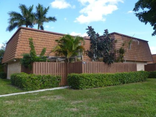 718 7th Ln, West Palm Beach, FL 33418-3533