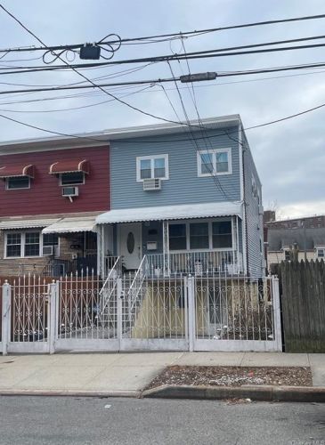 2134 Virgil Pl, Bronx, NY 10473-1311