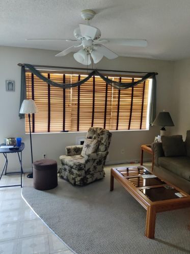 145 Andover F, West Palm Beach, FL 33417-2631