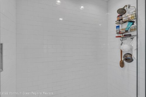 21 Halsey Dr, Bricktown NJ  08723-7510 exterior