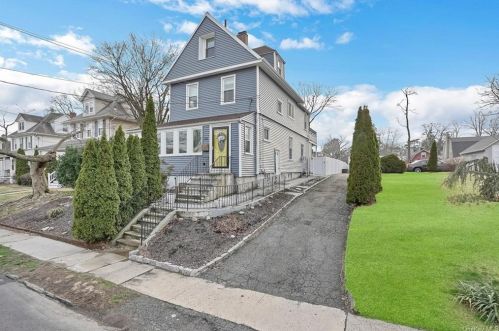 36 Hillside Ave, New Rochelle, NY 10803-1805