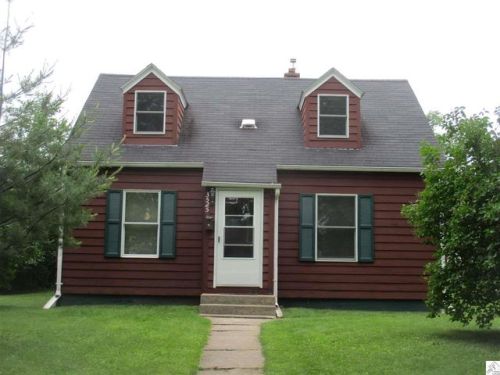 3525 3rd Ave, Hibbing, MN 55746-2711