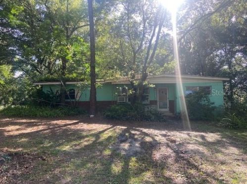 1364 Lake Dr, Casselberry, FL 32707-3612