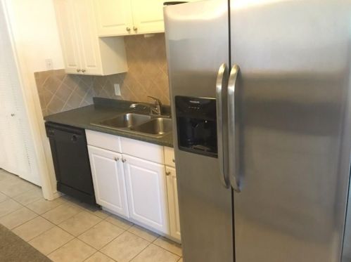 303 Island Dr, Richardson TX  75081-3627 exterior