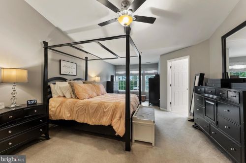 115 South Ave, Swedesboro NJ  08085-1693 exterior