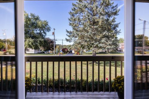 1239 Choctaw Dr, London OH  43140-8726 exterior