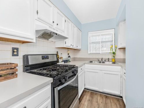 852 Leland Ave, Bronx, NY 10473-2866