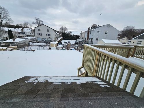 8 Concord St, Danbury CT  06810-6411 exterior
