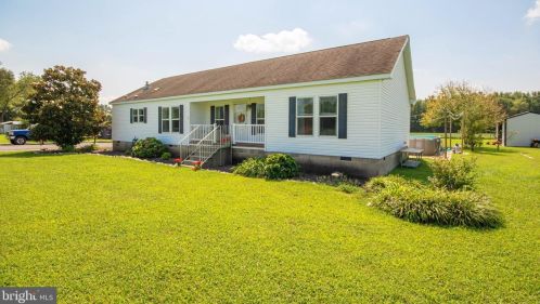 10620 Allens Mill Rd, Delmar, DE 19940-3532