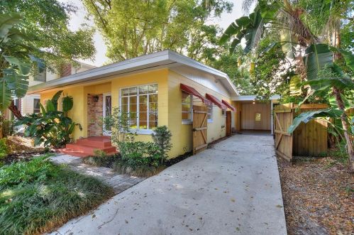 600 Delaney Park Dr, Orlando, FL 32806-1320