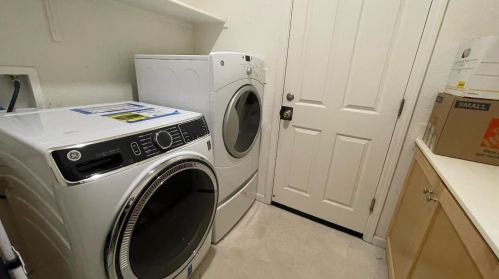 345 Scrub Oak Dr, Lathrop CA  95330-8689 exterior