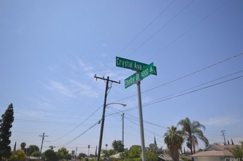 8525 Crystal Ave, Riverside CA  92504-2810 exterior