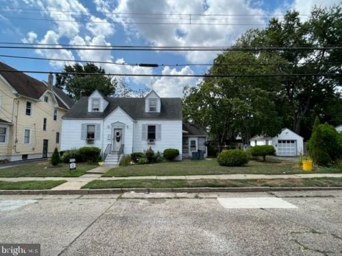 2433 47th St, Camden, NJ 08110-2027