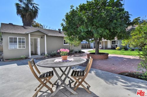 4934 Cartwright Ave, North Hollywood CA  91601-4023 exterior