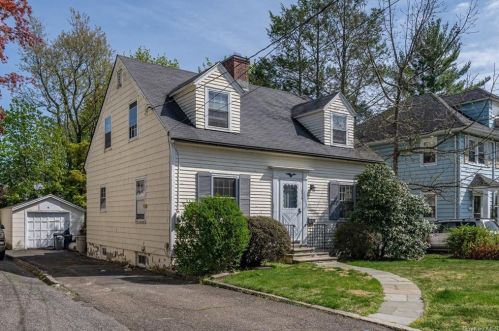 174 Nelson Rd, Scarsdale, NY 10583-5821