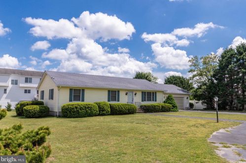 30069 Cedar Neck Rd, Millville, DE 19970-2758
