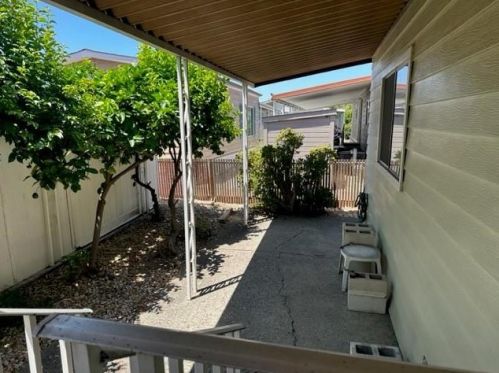 474 Mill Pond Dr, San Jose, CA 95125-1409
