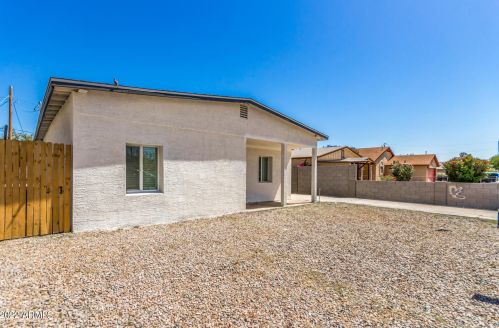 14 Southern Ln, Avondale, AZ 85323-2338
