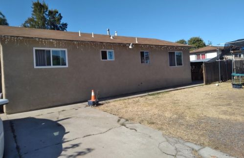 7023 Lisbon St, San Diego, CA 92114-3004