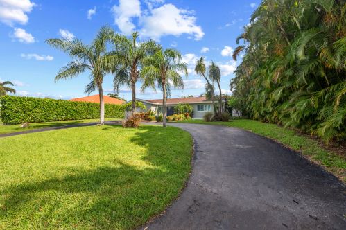 1801 Gregory Rd, West Palm Beach, FL 33406-6739
