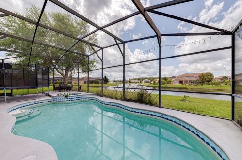 2518 Chapala Dr, Kissimmee FL  34746-3445 exterior