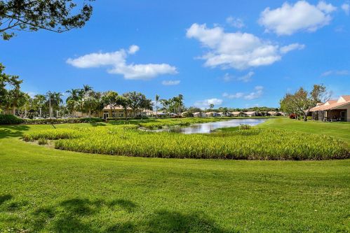 5102 Toscana Trl, Boynton Beach FL  33437-2038 exterior