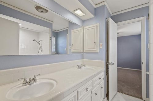 7507 Cliffbrook Dr, Dallas TX  75254-8012 exterior