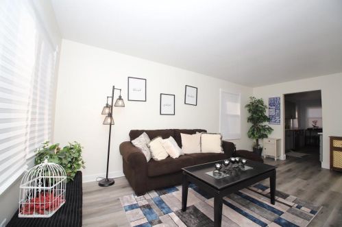 708 Dodge St, Watertown WI  53094-4749 exterior