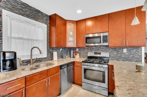 71 Harrington Cir, Willingboro NJ  08046-1823 exterior