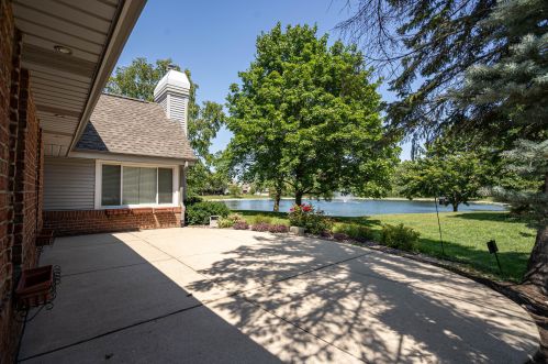 13440 Fountain Dr, Waukesha, WI 53151-3968