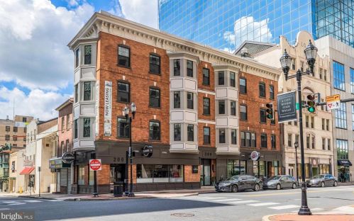200 10th St, Wilmington, DE 19801-1635