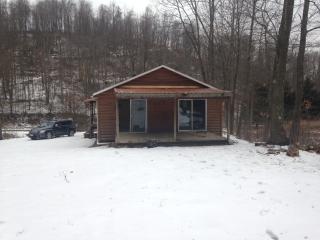 15637 Delaware Rd, Newcomerstown, OH 43832-9007