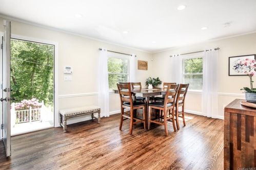 160 Old Tarrytown Rd, White Plains, NY 10603-2858