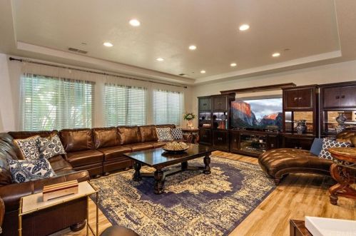 3156 Garfield St, San Bernardino, CA 92407-1932