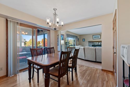 11606 Sunset Ln, Milwaukee, WI 53228-2458