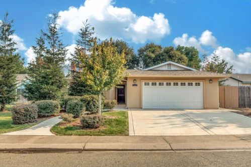 107 Brock Dr, Wheatland, CA 95692-9502